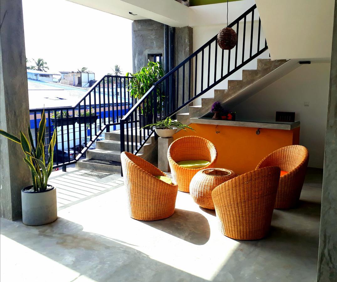 The Canoe Negombo Extérieur photo